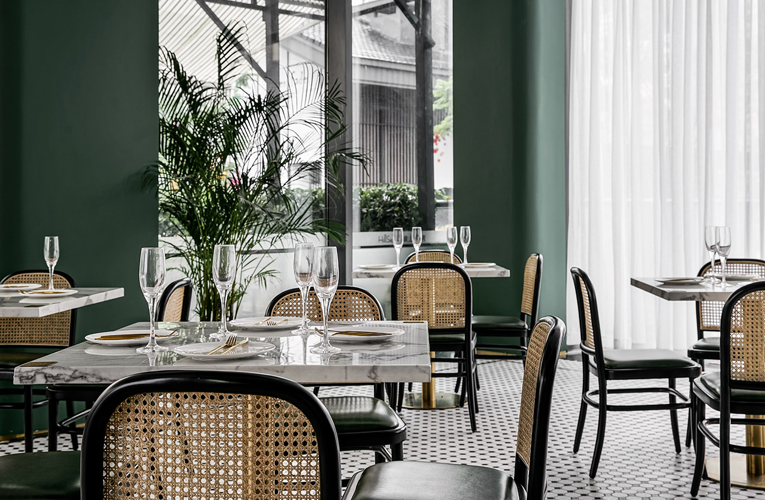 这家餐厅的空间设计,绿色清新扑面而来!8.jpg